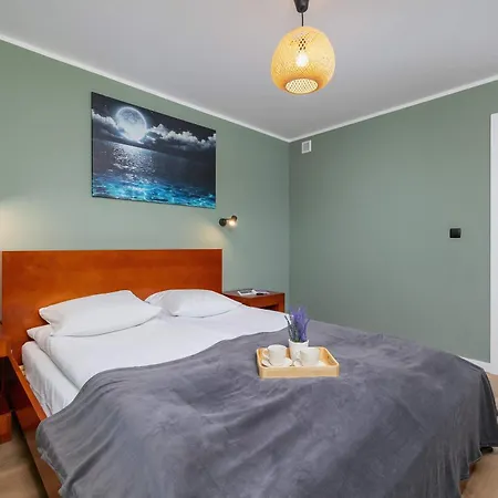 Spacious 2-bedroom In The Center Of Krakow's Kazimierz District By Renters Apartment Krakau