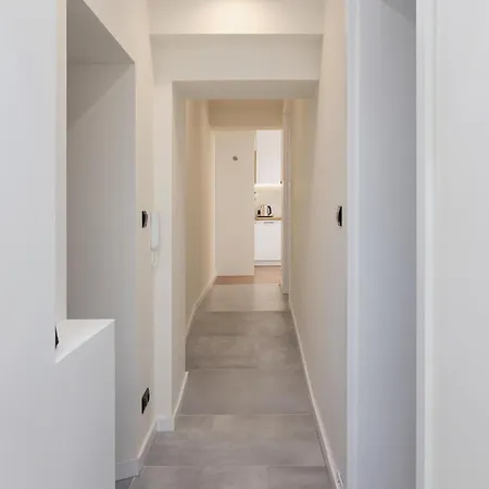 Apartment Spacious 2-bedroom In The Center Of Krakow's Kazimierz District By Renters *